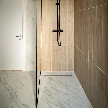 Apartment Avalanche *