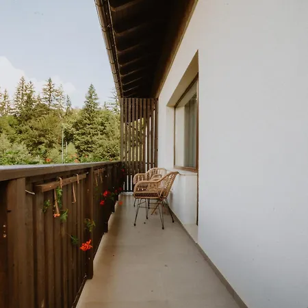 Avalanche Apartment *