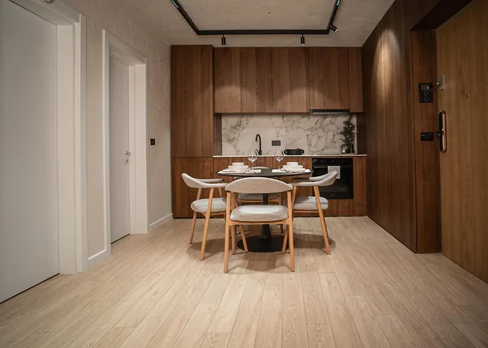 Apartment Avalanche *